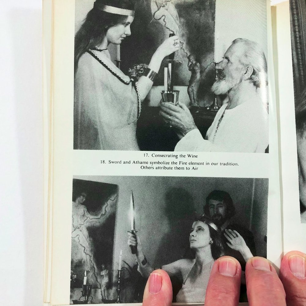 The Witches Bible Vol I & Vol II Set of 2 Books 1981 & 1984 by Farrar - Picture 9 of 11